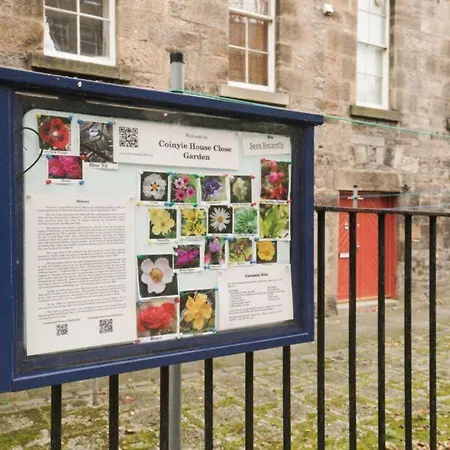 Jewel Of Royal Mile Apartment Edinburgh Buitenkant foto